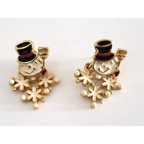 Snowmen Wearing Hats Holding Broom Snowflake Dangle Pierced Earrings Vintage - Picture 1 of 2